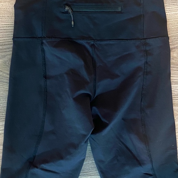 Lululemon Race with Grace Black Crop Legging Capri Women’s size 2 - Picture 6 of 15